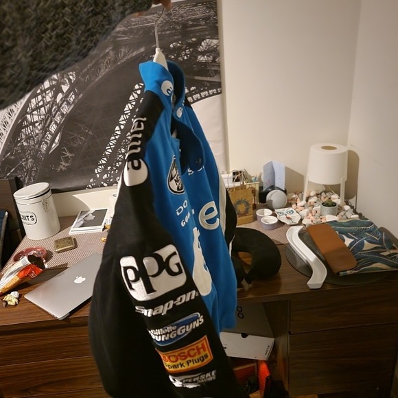 TeamCaliber Nascar Jersey for Ryan Newman - Picture 4 of 4